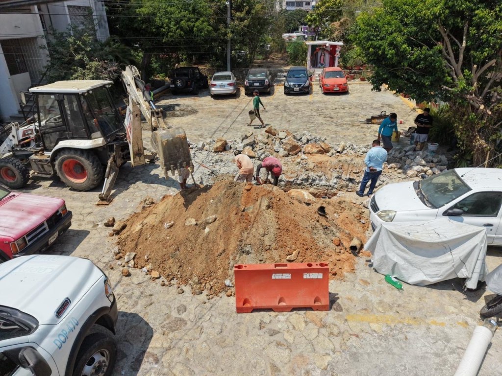 Atiende Capama fugas de agua potable y rehabilita líneas sanitarias en Acapulco