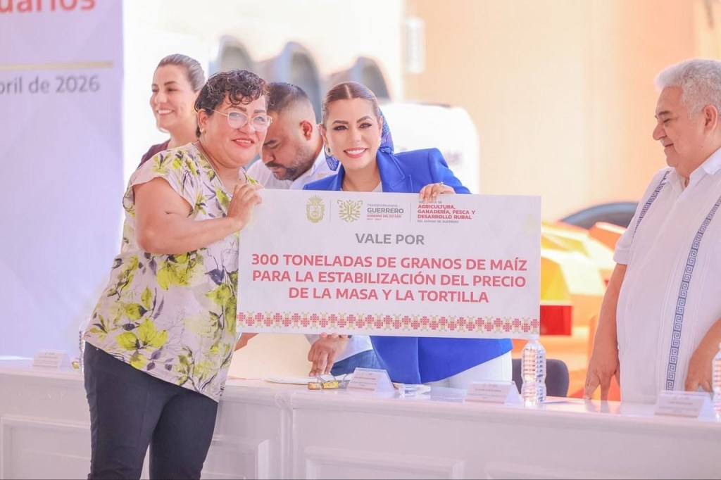 Entrega Evelyn Salgado más de 66 MDP en insumos, apoyos y equipo para impulsar el desarrollo del campo en beneficio de 17 mil&nbsp;productores